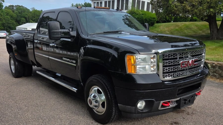 2013 GMC Sierra Heavy Duty 3rd Gen - Image 5 of 10