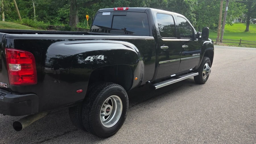 2013 GMC Sierra Heavy Duty 3rd Gen - Image 4 of 10