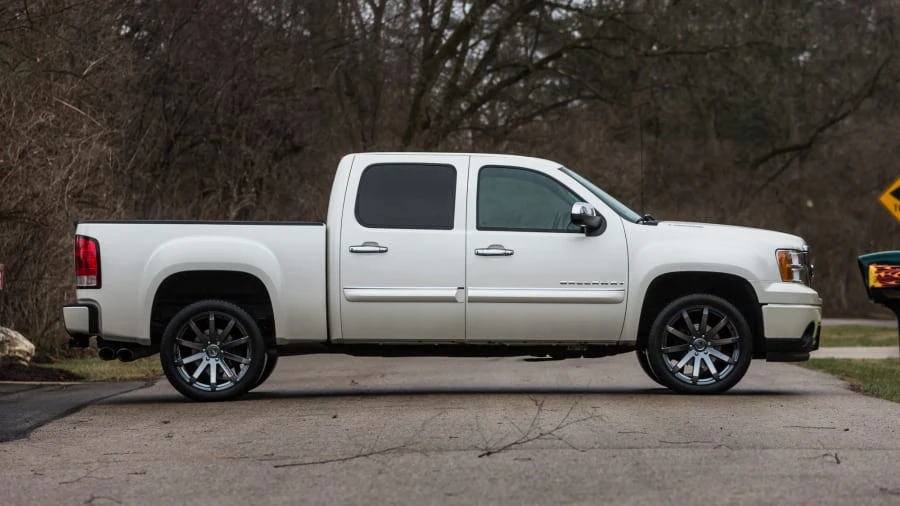 2013 GMC Sierra 3rd Gen - Image 2 of 20