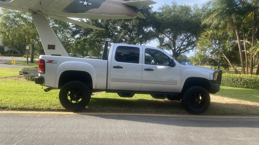 2013 GMC Sierra 3rd Gen - Image 2 of 6