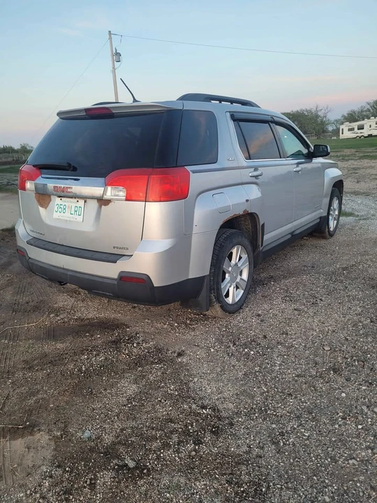 2013 GMC Terrain - Image 4 of 4
