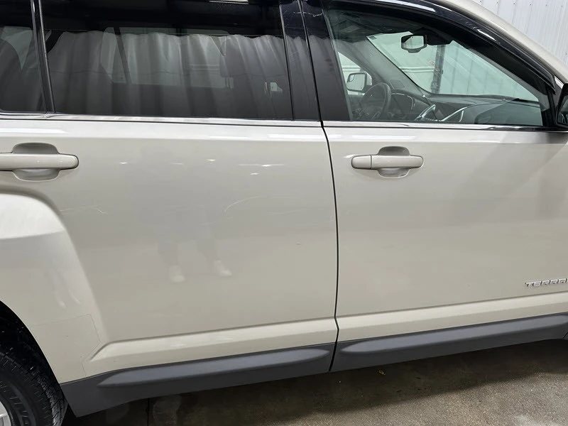 2013 GMC Terrain - Image 20 of 21