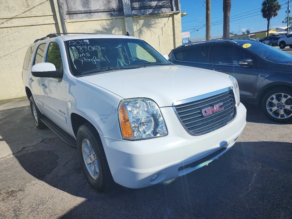 2013 GMC Yukon 3rd Gen - Image 2 of 10