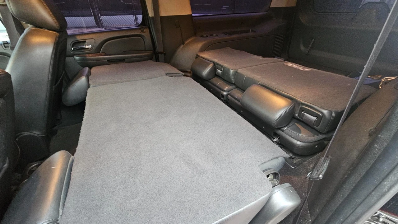 2013 GMC Yukon 3rd Gen - Image 13 of 17