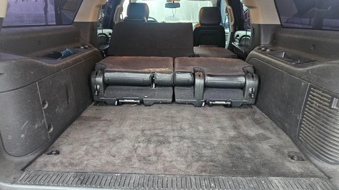 2013 GMC Yukon 3rd Gen - Image 16 of 17