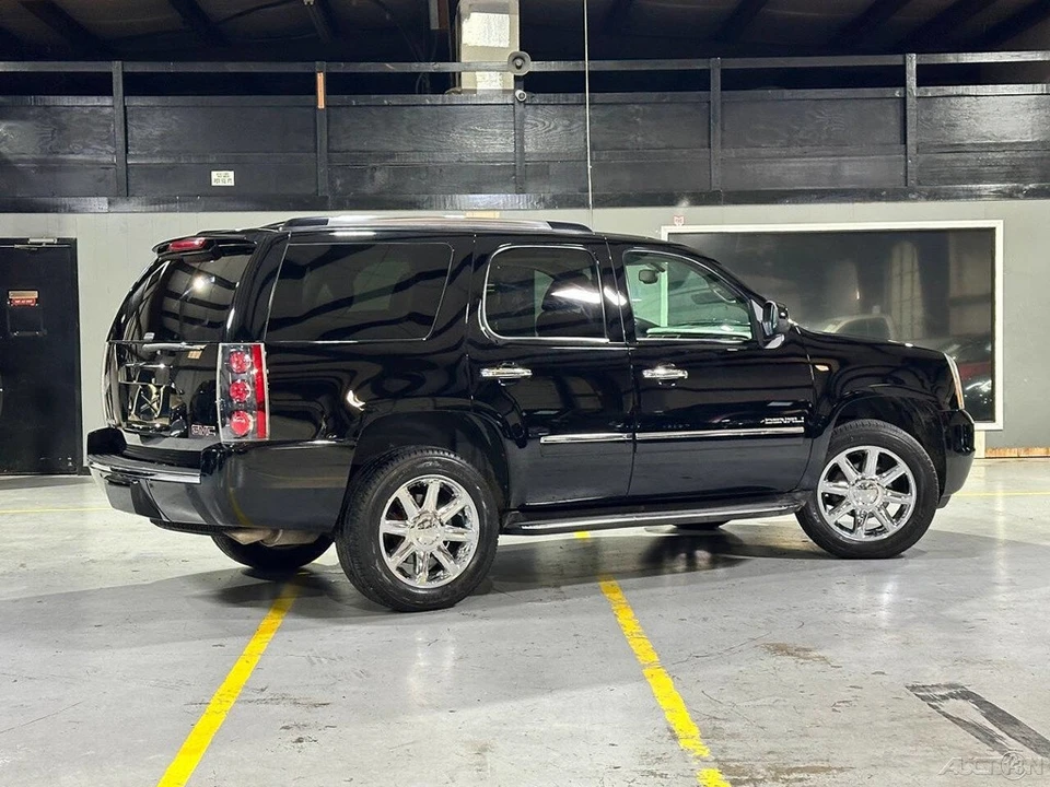 2013 GMC Yukon 3rd Gen - Image 8 of 21