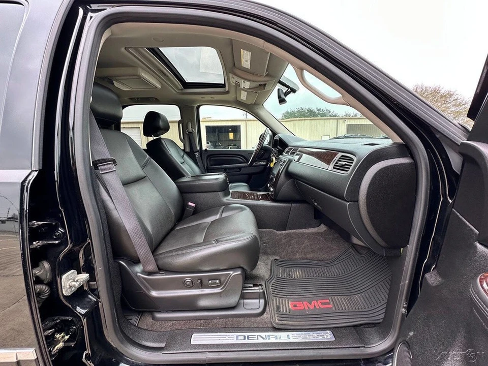2013 GMC Yukon 3rd Gen - Image 10 of 21
