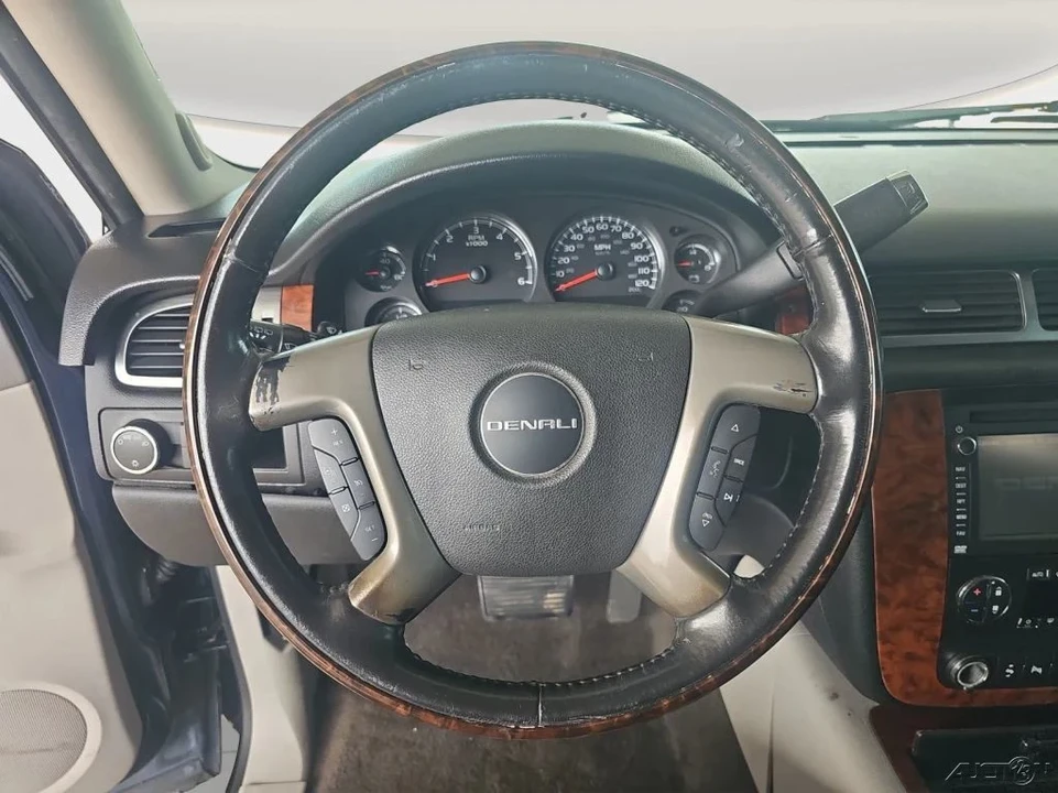 2013 GMC Yukon 3rd Gen - Image 10 of 21