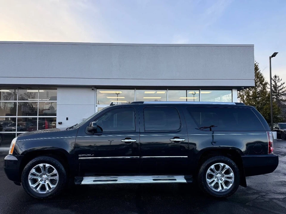 2013 GMC Yukon 3rd Gen - Image 2 of 21