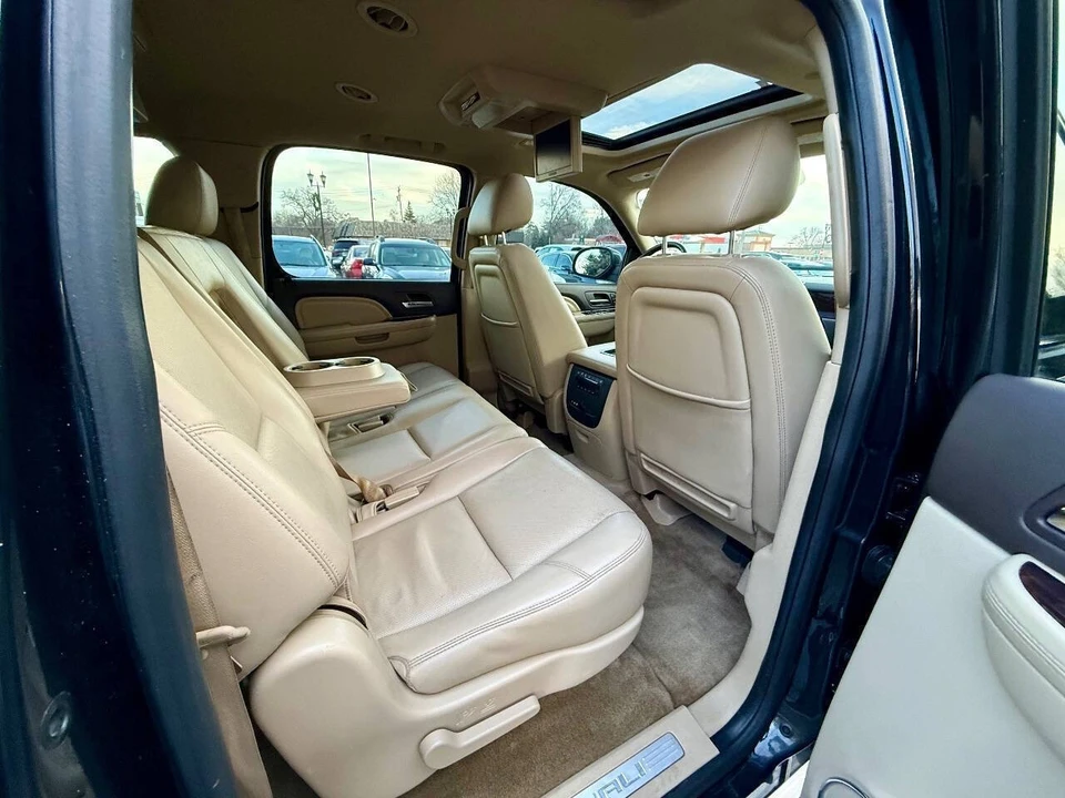 2013 GMC Yukon 3rd Gen - Image 18 of 21