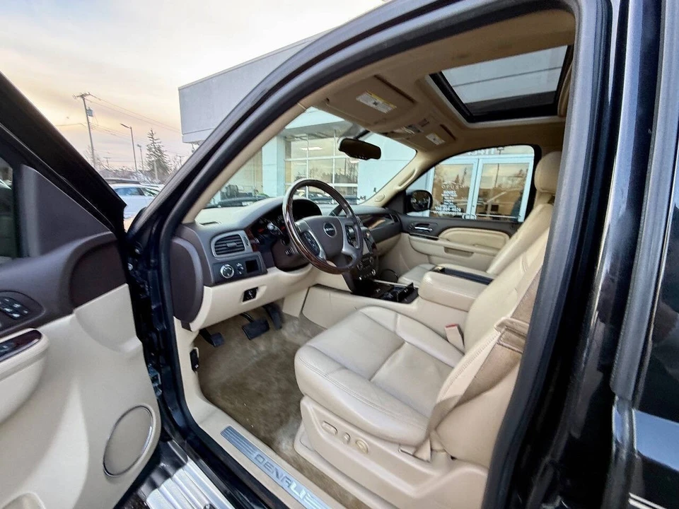 2013 GMC Yukon 3rd Gen - Image 10 of 21
