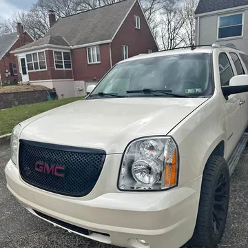 2013 GMC Yukon XL 1500 Denali