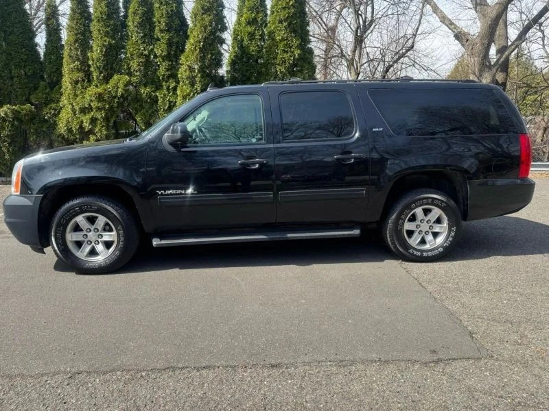 2013 GMC Yukon 3rd Gen - Image 4 of 12