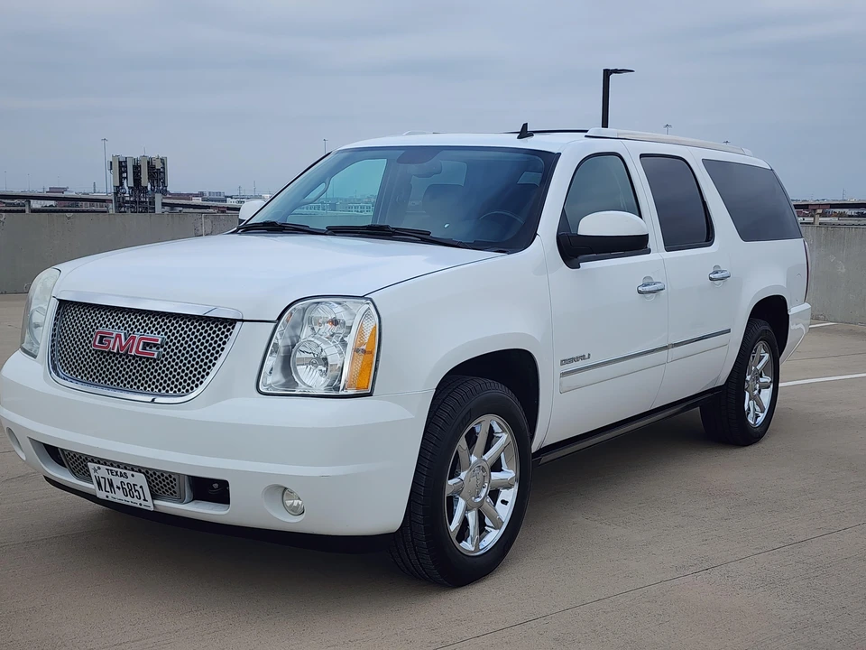 2013 GMC Yukon 3rd Gen - Image 8 of 31