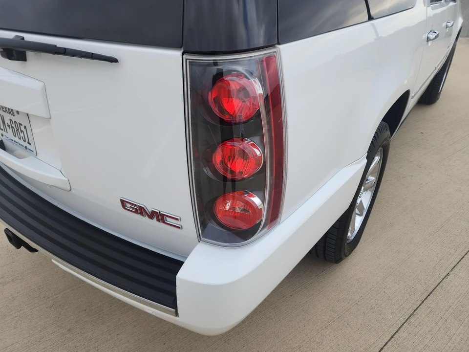 2013 GMC Yukon 3rd Gen - Image 23 of 31