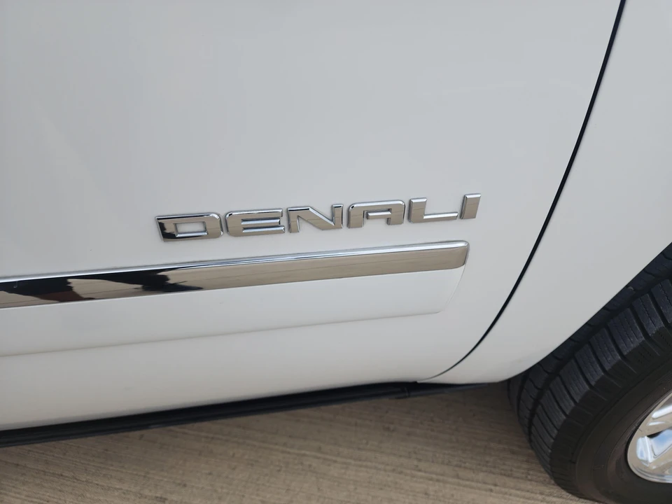 2013 GMC Yukon 3rd Gen - Image 27 of 31