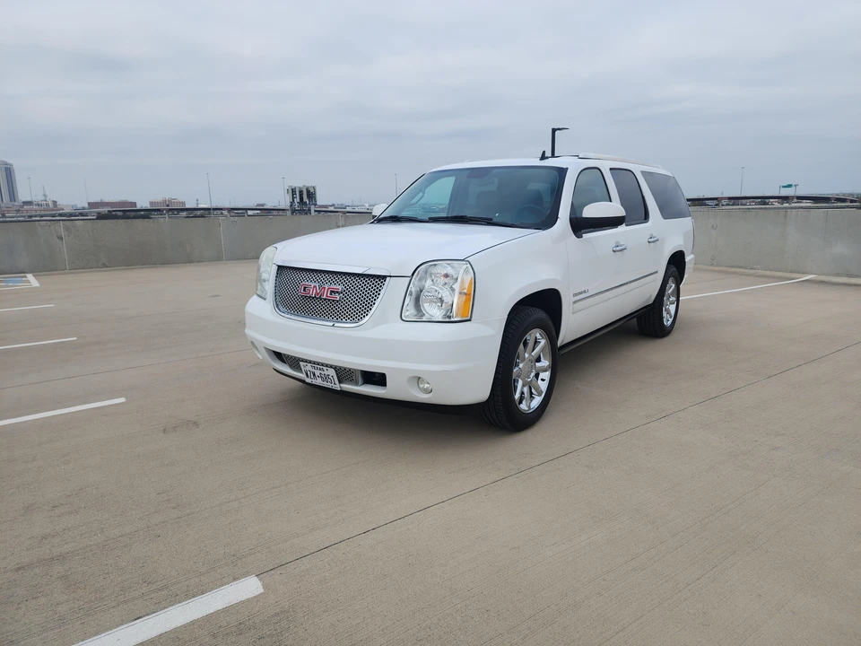 2013 GMC Yukon 3rd Gen - Image 7 of 31