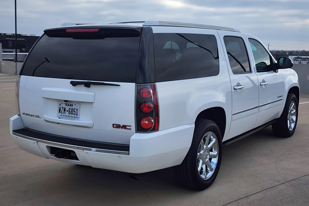 2013 GMC Yukon 3rd Gen - Image 4 of 31