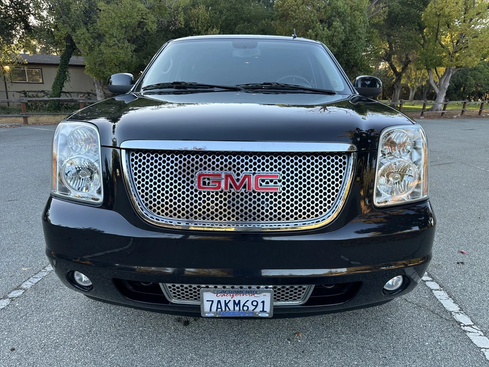 2013 GMC Yukon 3rd Gen - Image 12 of 31