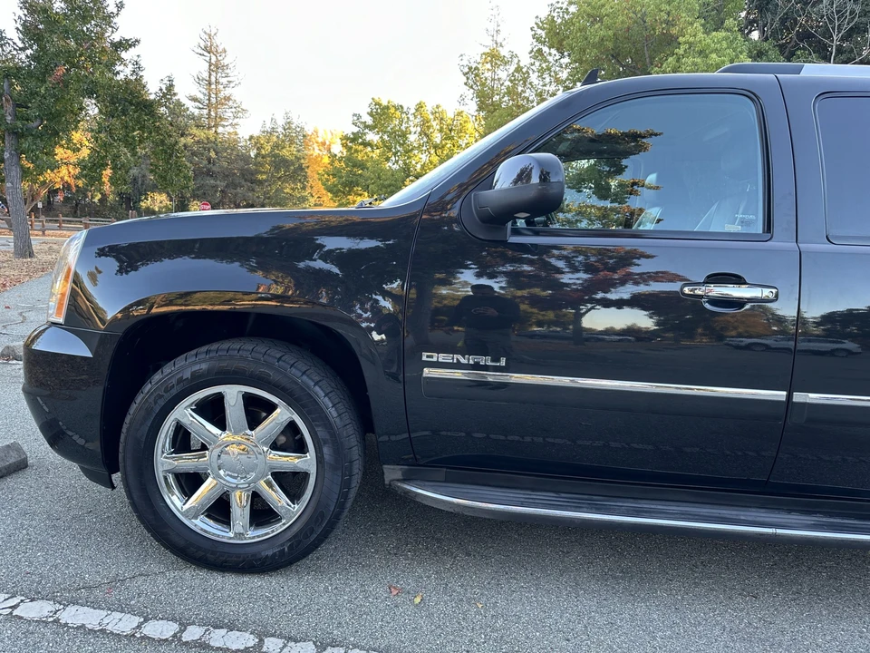 2013 GMC Yukon 3rd Gen - Image 24 of 31