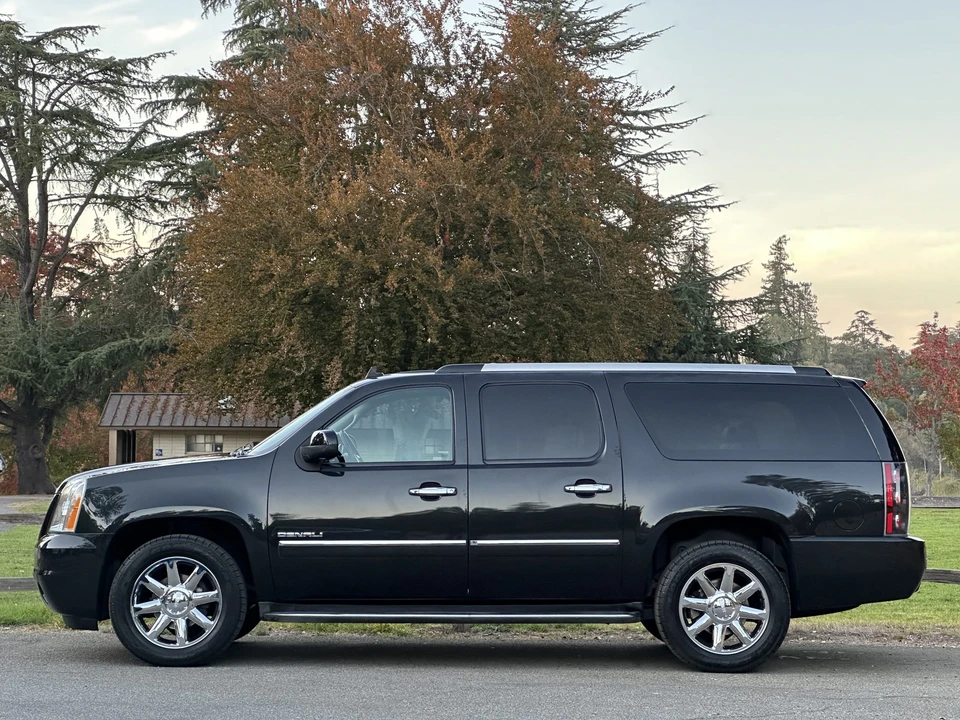 2013 GMC Yukon 3rd Gen - Image 3 of 31