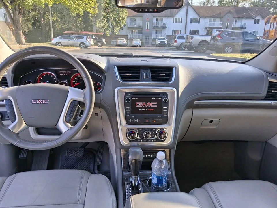 2013 GMC Acadia - Image 12 of 17