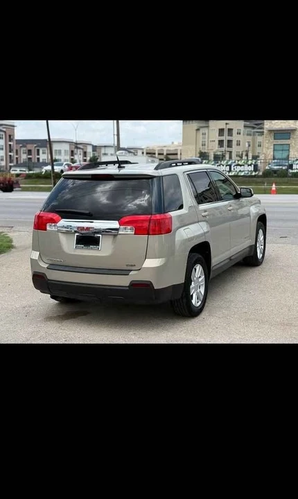 2013 GMC Terrain - Image 4 of 12
