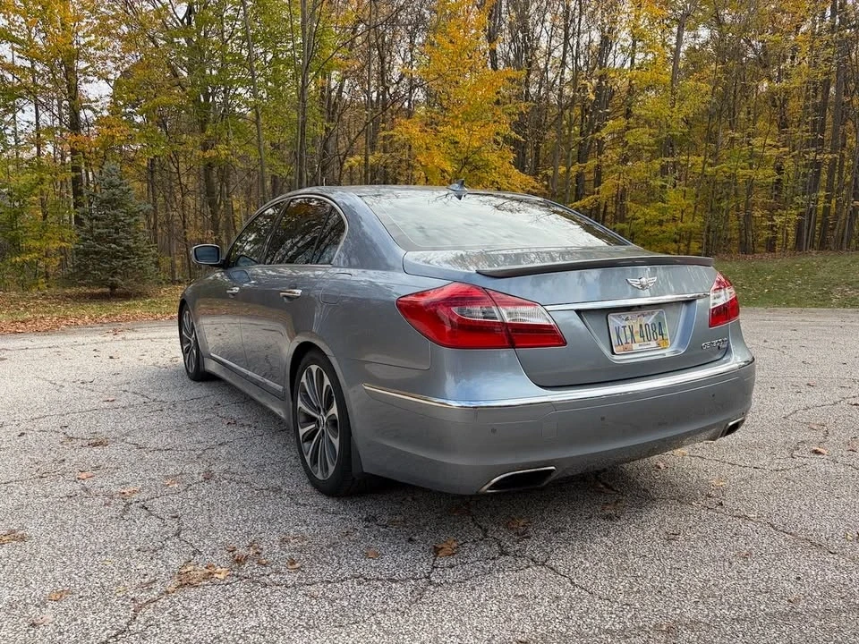 2013 Hyundai Genesis - Image 3 of 16