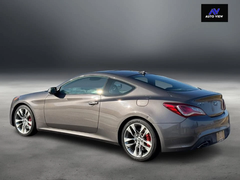 2013 Genesis - Image 8 of 20
