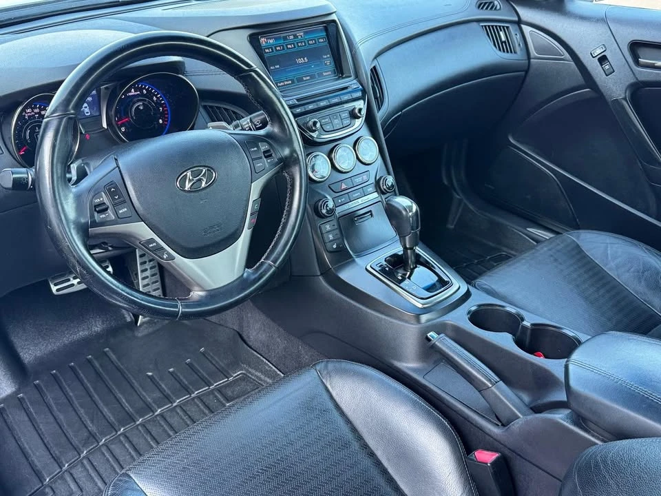 2013 Genesis - Image 18 of 20