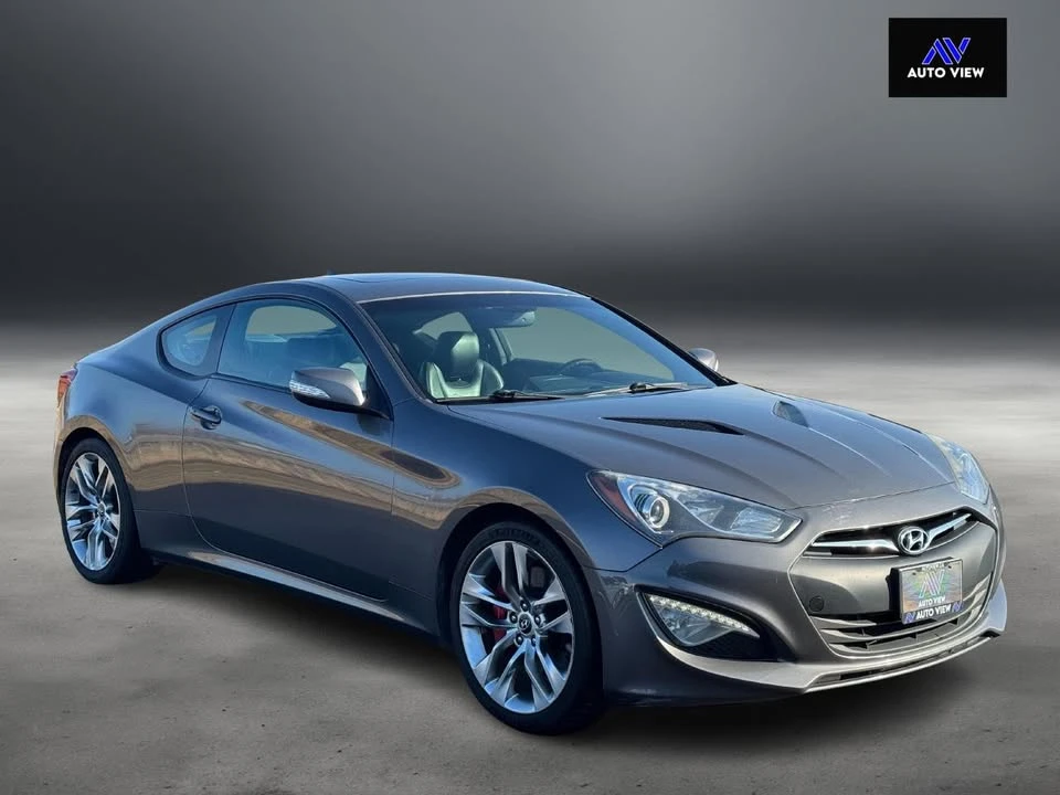 2013 Genesis - Image 4 of 20