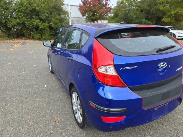 2013 Genesis - Image 4 of 11