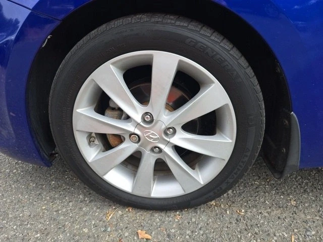 2013 Genesis - Image 8 of 11