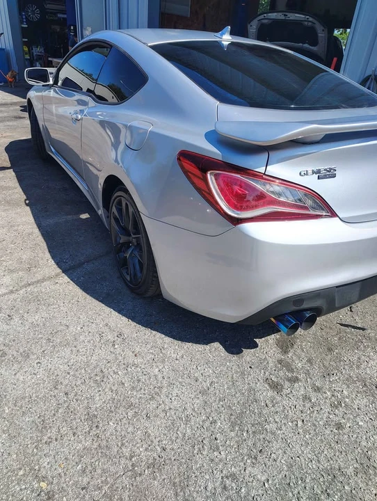 2013 Hyundai Genesis Coupe - Image 3 of 9