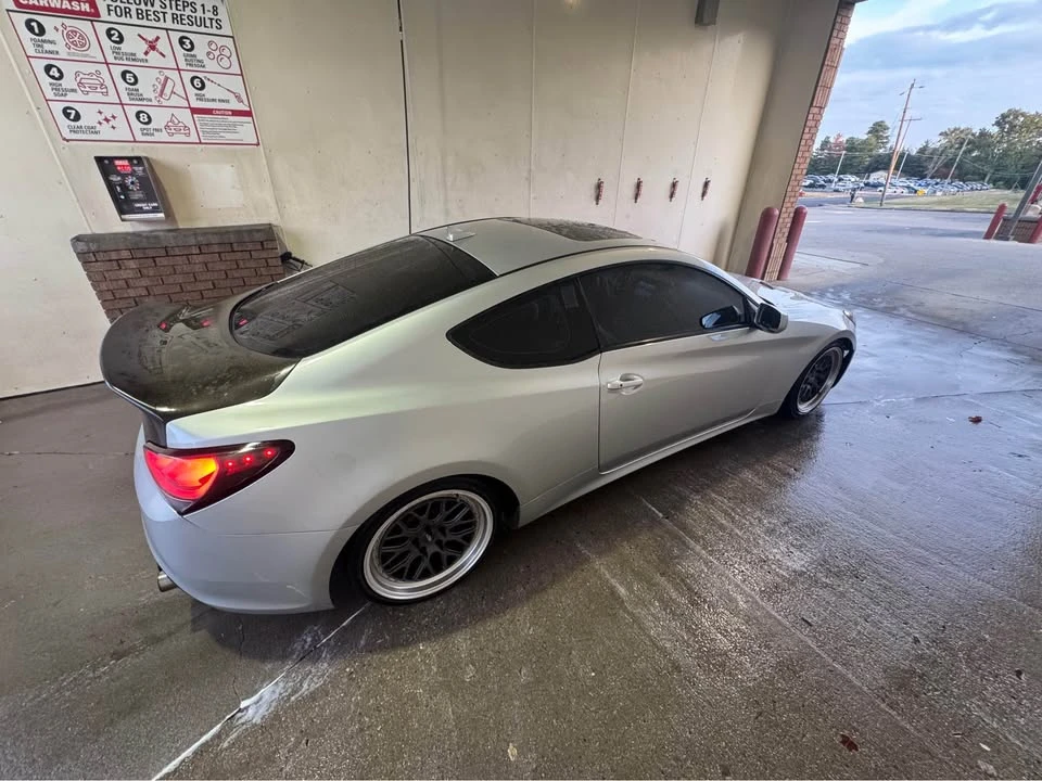 2013 Genesis - Image 5 of 19