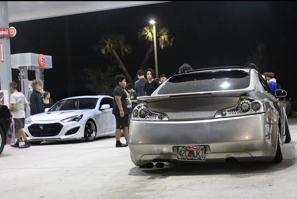 2013 Genesis - Image 7 of 8