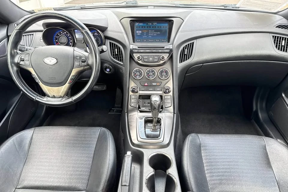 2013 Genesis - Image 5 of 7