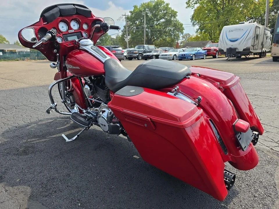 2013 Harley-Davidson Touring Twin Cam - Image 2 of 12
