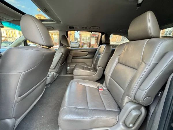2013 Honda Odyssey - Image 10 of 14