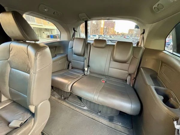 2013 Honda Odyssey - Image 9 of 14