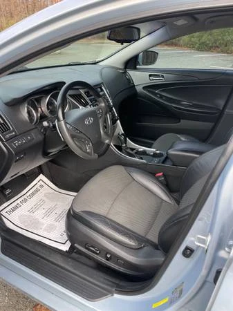 2013 Hyundai Sonata - Image 8 of 17
