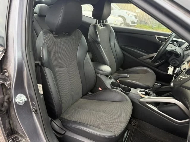 2013 Hyundai Veloster - Image 11 of 13