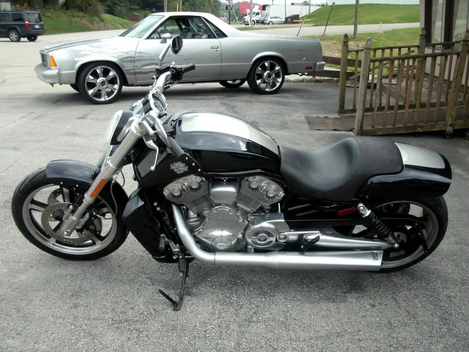 2013 Harley-Davidson V-Rod - Image 2 of 12