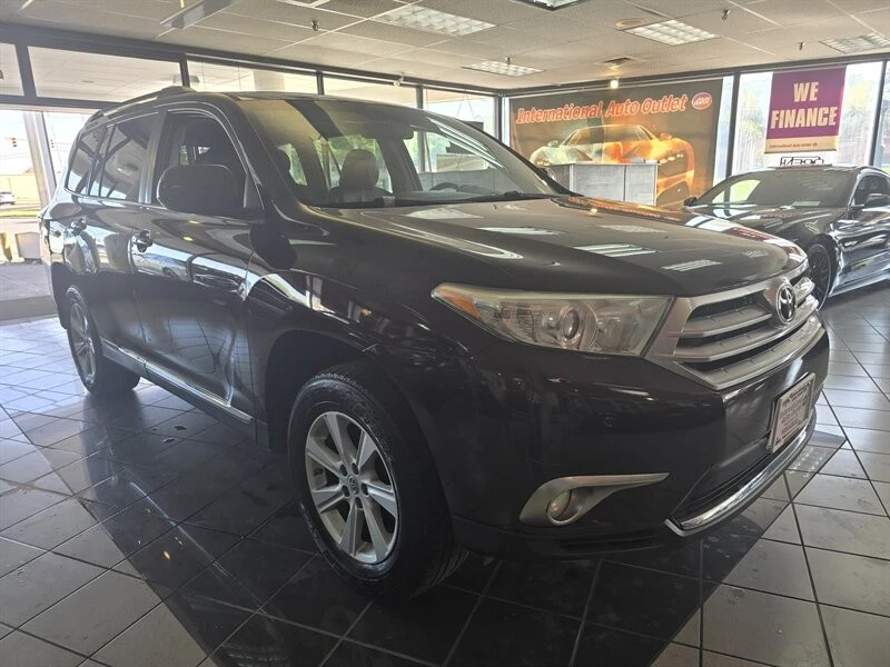 2013 Toyota Highlander - Image 3 of 4