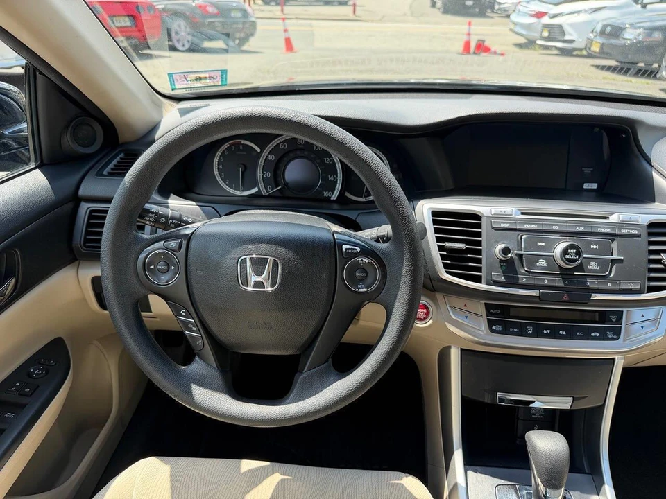 2013 Honda Accord 9th Gen - Image 17 of 30