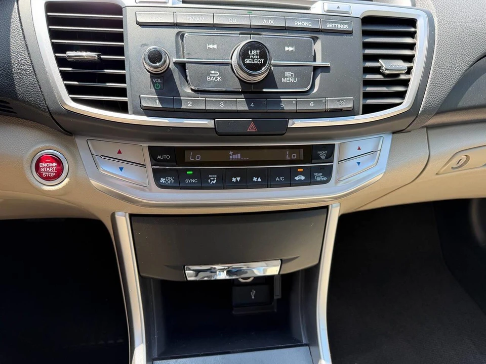 2013 Honda Accord 9th Gen - Image 11 of 30