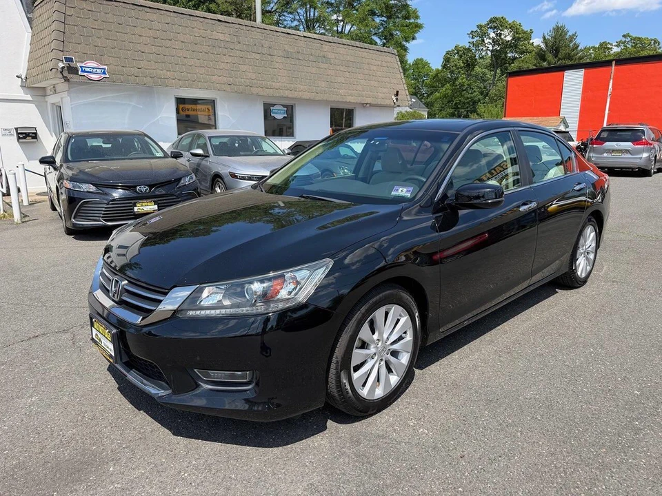 2013 Honda Accord 9th Gen - Image 24 of 30