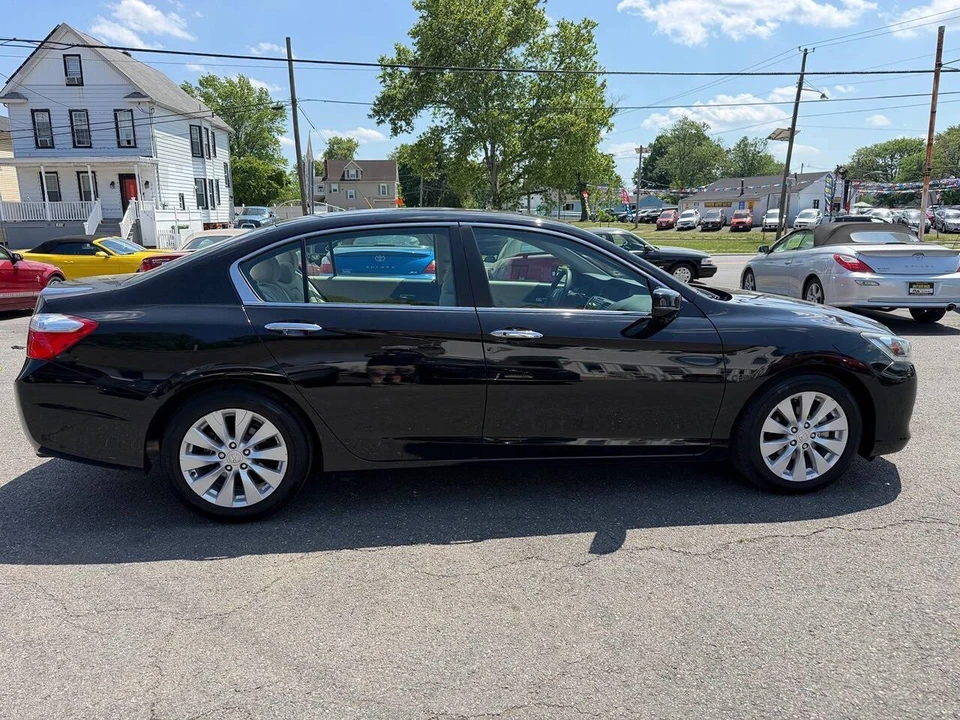 2013 Honda Accord 9th Gen - Image 26 of 30