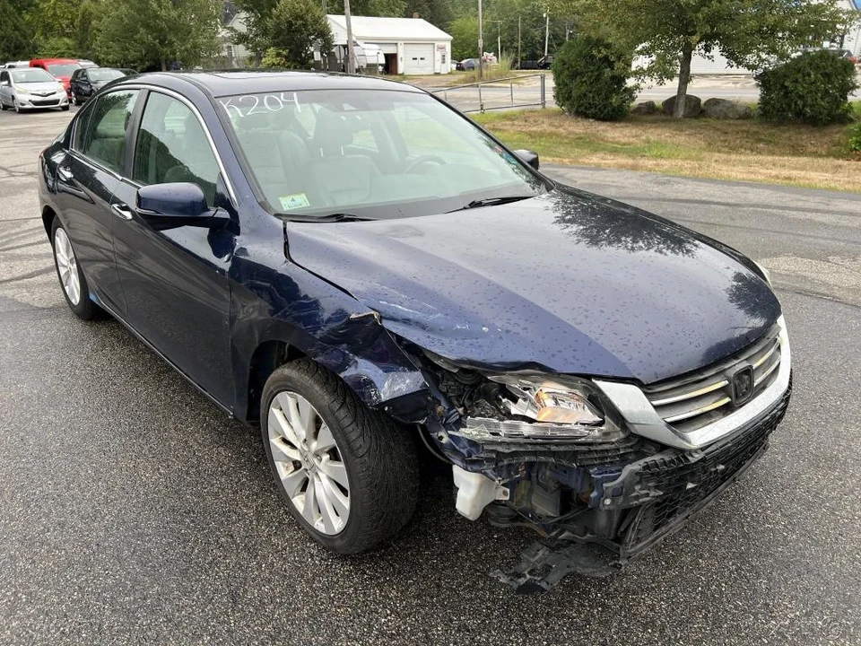 2013 Honda Accord 9th Gen - Image 9 of 12