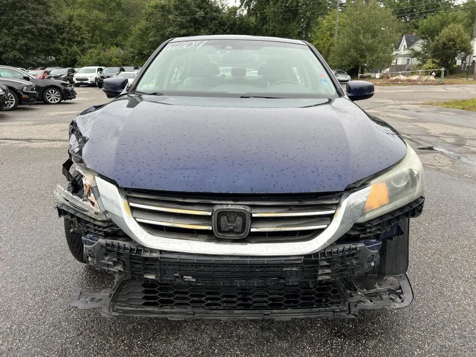 2013 Honda Accord 9th Gen - Image 3 of 12